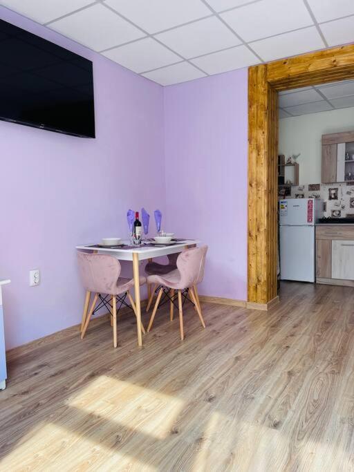 Lavender Luxury Apartment Oradea Exterior photo